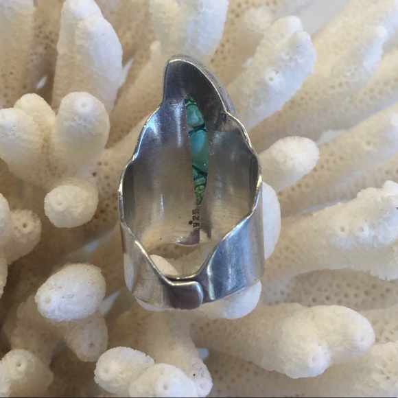 Statement sterling silver ring - Picture 2 of 3